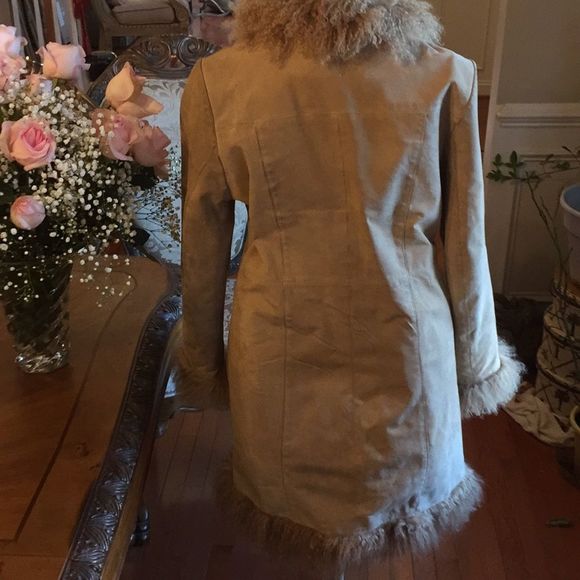 Adler Collection Mongolian Goat ๐ and Suede coat - Picture 7 of 8